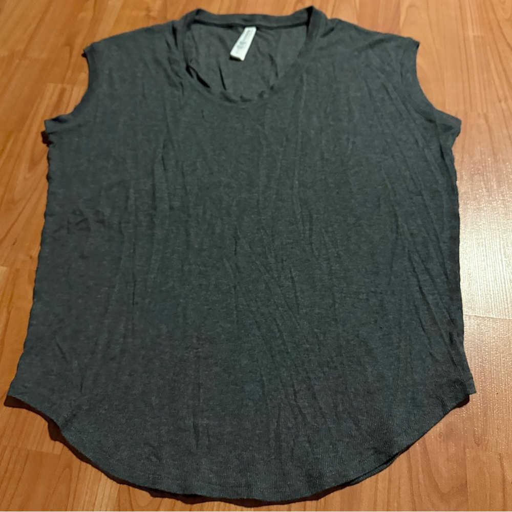 Athleta Cloudlight Rib Stratus Tee | Gray | Small